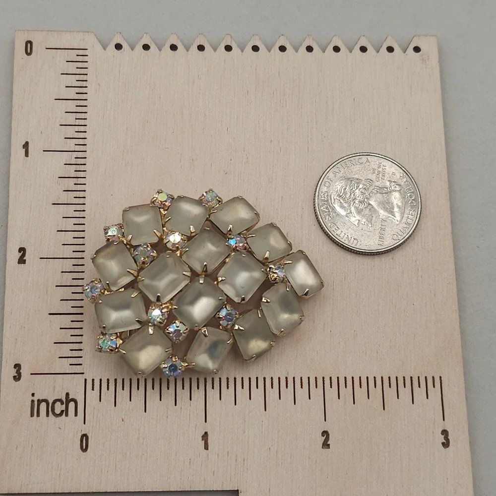 Vtg Frosted Glass Aurora Borealis Rhinestone Brooch Statement Gold Tone Wedding